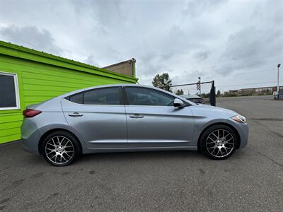 2017 Hyundai ELANTRA Limited   - Photo 3 - Albany, OR 97322