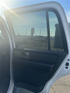 2013 Ford Expedition Limited   - Photo 12 - Albany, OR 97322