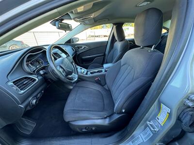 2015 Chrysler 200 Series   - Photo 7 - Albany, OR 97322