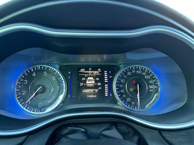 2015 Chrysler 200 Series   - Photo 13 - Albany, OR 97322