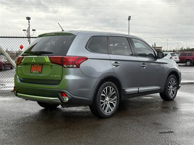 2016 Mitsubishi Outlander ES   - Photo 2 - Albany, OR 97322