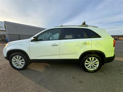 2011 Kia Sorento EX   - Photo 6 - Albany, OR 97322