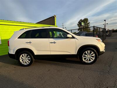 2011 Kia Sorento EX   - Photo 3 - Albany, OR 97322