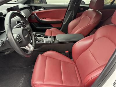 2022 Kia Stinger GT-Line   - Photo 8 - Riverside, CA 92501
