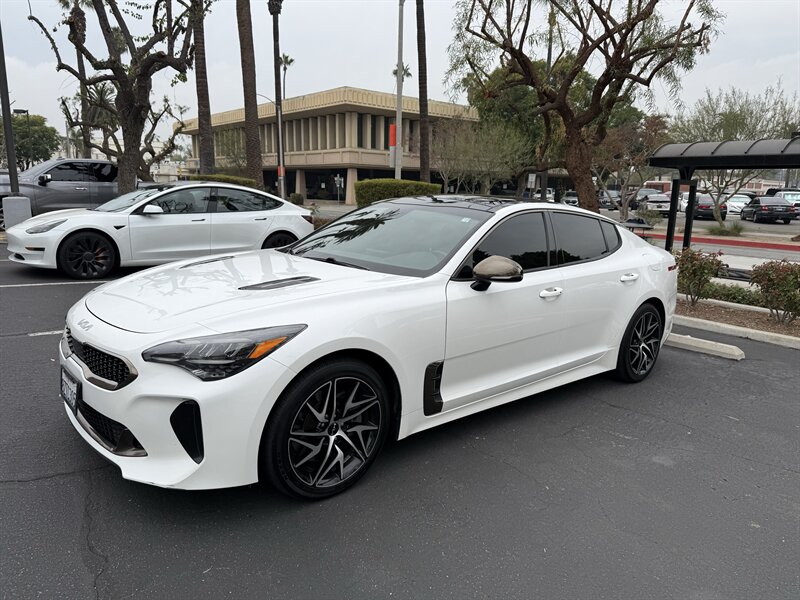 2022 Kia Stinger GT-Line  