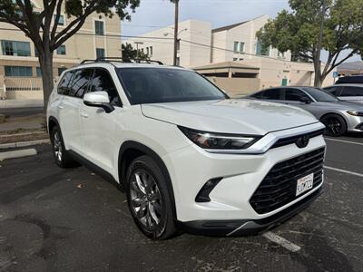 2024 Toyota Grand Highlander XLE - Photo 3 - Riverside, CA 92501