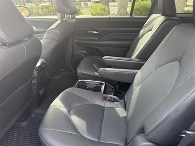 2024 Toyota Grand Highlander XLE - Photo 10 - Riverside, CA 92501