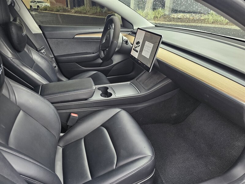 2021 Tesla Model 3 Standard Range Plus - Photo 16 - Riverside, CA 92501