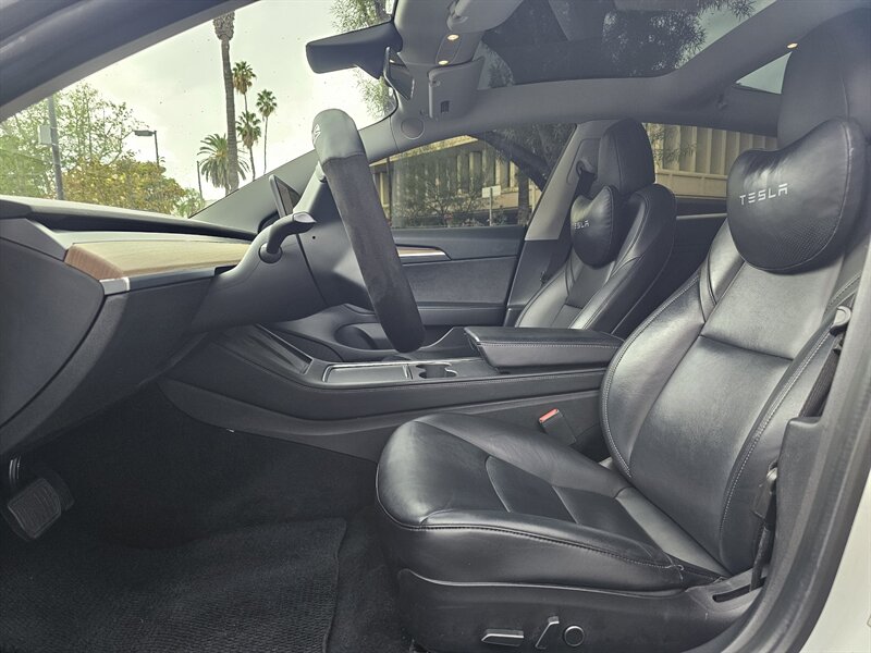 2021 Tesla Model 3 Standard Range Plus - Photo 12 - Riverside, CA 92501