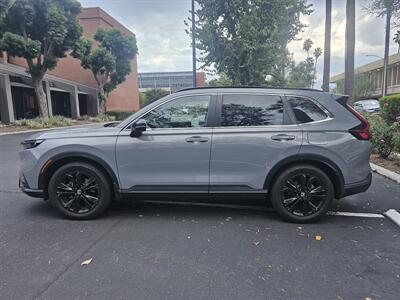 2023 Honda CR-V Hybrid Sport Touring - Photo 2 - Riverside, CA 92501