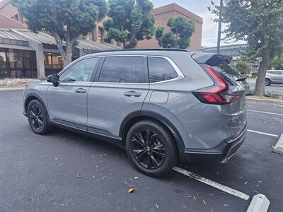 2023 Honda CR-V Hybrid Sport Touring - Photo 3 - Riverside, CA 92501