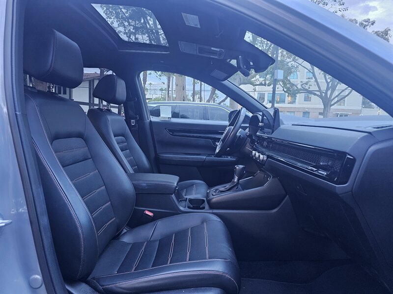 2023 Honda CR-V Hybrid Sport Touring - Photo 17 - Riverside, CA 92501