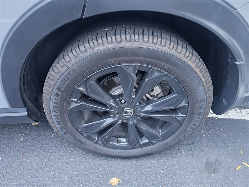 2023 Honda CR-V Hybrid Sport Touring - Photo 9 - Riverside, CA 92501