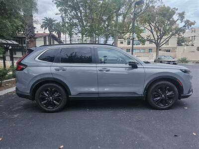 2023 Honda CR-V Hybrid Sport Touring - Photo 6 - Riverside, CA 92501