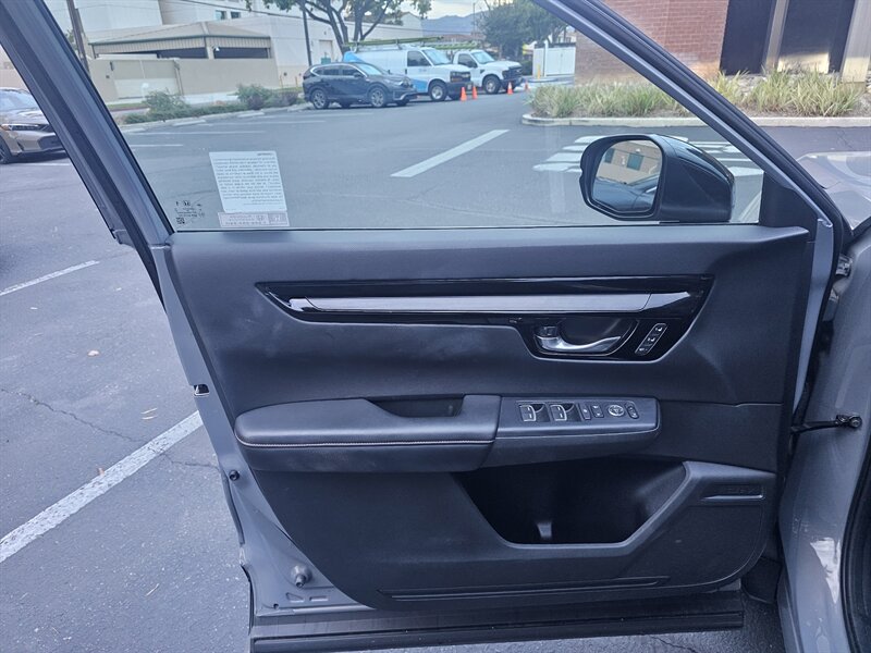 2023 Honda CR-V Hybrid Sport Touring - Photo 10 - Riverside, CA 92501