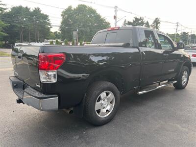 2012 Toyota Tundra DOUBLE CAB SR5   - Photo 6 - North Reading, MA 01864