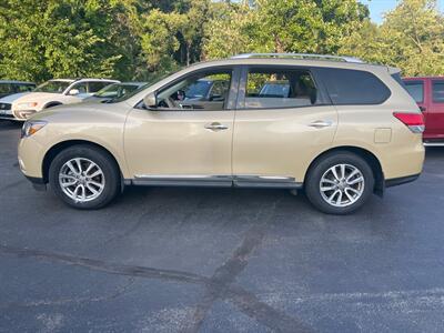 2013 Nissan Pathfinder S   - Photo 2 - North Reading, MA 01864