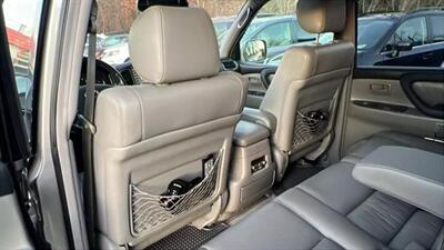 2005 Toyota Land Cruiser Sport Utility 4D   - Photo 40 - North Reading, MA 01864