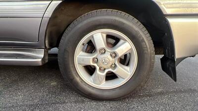 2005 Toyota Land Cruiser Sport Utility 4D   - Photo 42 - North Reading, MA 01864