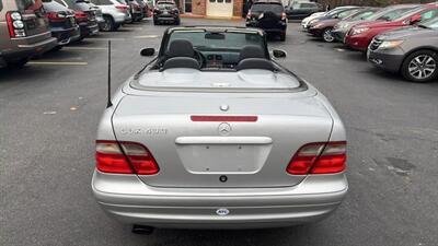 2000 Mercedes-Benz CLK CLK 430 Cabriolet 2D   - Photo 4 - North Reading, MA 01864