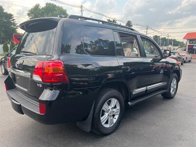 2014 Toyota Land Cruiser SUV   - Photo 8 - North Reading, MA 01864