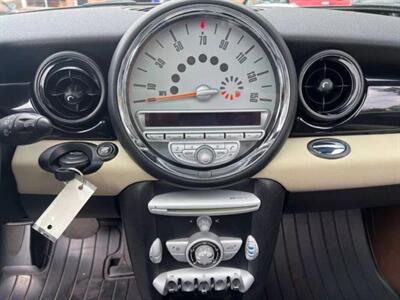 2008 MINI Cooper Cooper Hatchback 3D   - Photo 22 - North Reading, MA 01864