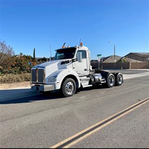 2018 Kenworth T880   - Photo 2 - Mira Loma, CA 91752