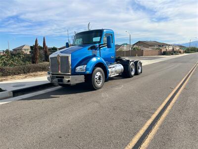 2016 Kenworth T880   - Photo 3 - Mira Loma, CA 91752