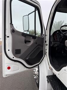 2019 Freightliner M2 EXT CAB ROLLBACK TOW TRUCK   - Photo 11 - Mira Loma, CA 91752