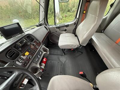 2019 Freightliner M2 EXT CAB ROLLBACK TOW TRUCK   - Photo 16 - Mira Loma, CA 91752