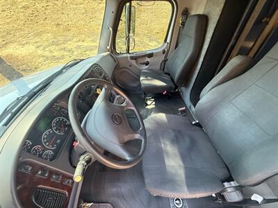 2022 Freightliner M2   - Photo 6 - Mira Loma, CA 91752
