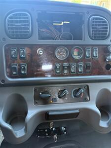 2022 Freightliner M2   - Photo 8 - Mira Loma, CA 91752