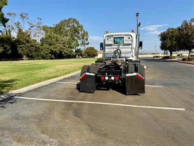 2016 Kenworth T880   - Photo 5 - Mira Loma, CA 91752