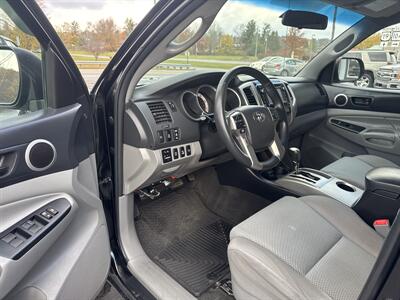 2015 Toyota Tacoma V6   - Photo 4 - Princeton, WV 24740