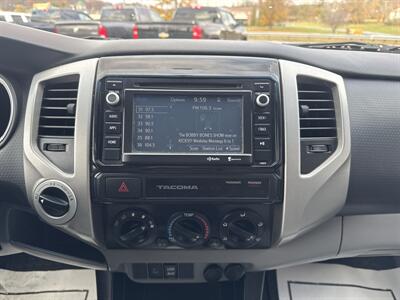 2015 Toyota Tacoma V6   - Photo 8 - Princeton, WV 24740