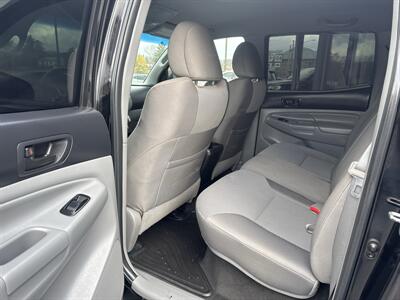 2015 Toyota Tacoma V6   - Photo 5 - Princeton, WV 24740