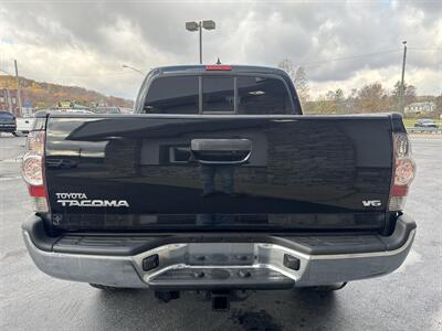 2015 Toyota Tacoma V6   - Photo 3 - Princeton, WV 24740