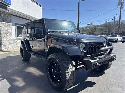 2017 Jeep Wrangler Unlimited Sahara   - Photo 4 - Princeton, WV 24740