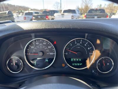 2017 Jeep Wrangler Unlimited Sahara   - Photo 12 - Princeton, WV 24740