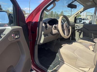 2017 Nissan Frontier SV   - Photo 5 - Princeton, WV 24740