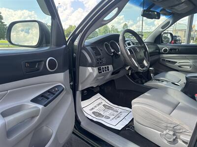 2013 Toyota Tacoma V6   - Photo 5 - Princeton, WV 24740