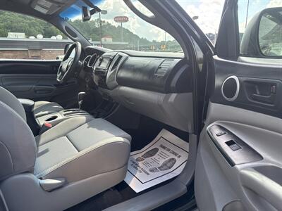 2013 Toyota Tacoma V6   - Photo 7 - Princeton, WV 24740