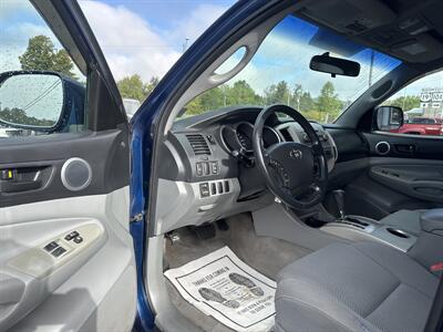 2008 Toyota Tacoma V6   - Photo 5 - Princeton, WV 24740