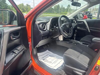 2016 Toyota RAV4 XLE   - Photo 5 - Princeton, WV 24740