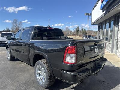 2019 RAM 1500 Big Horn   - Photo 2 - Princeton, WV 24740