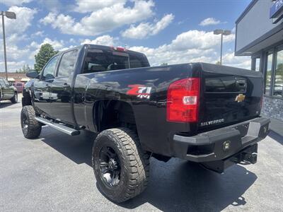 2013 Chevrolet Silverado 2500HD LT - Photo 2 - Princeton, WV 24740