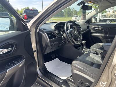 2019 Jeep Cherokee Limited   - Photo 5 - Princeton, WV 24740