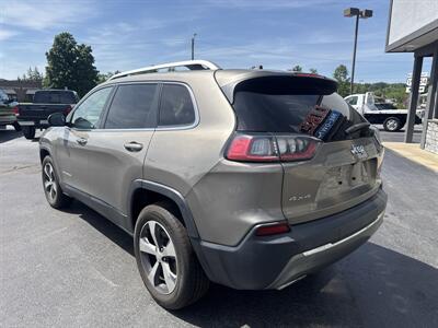 2019 Jeep Cherokee Limited   - Photo 2 - Princeton, WV 24740