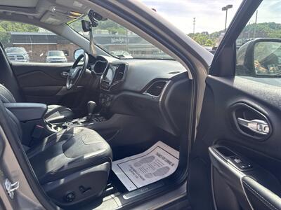 2019 Jeep Cherokee Limited   - Photo 7 - Princeton, WV 24740