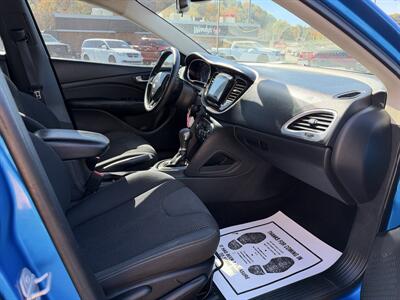 2016 Dodge Dart SXT   - Photo 7 - Princeton, WV 24740
